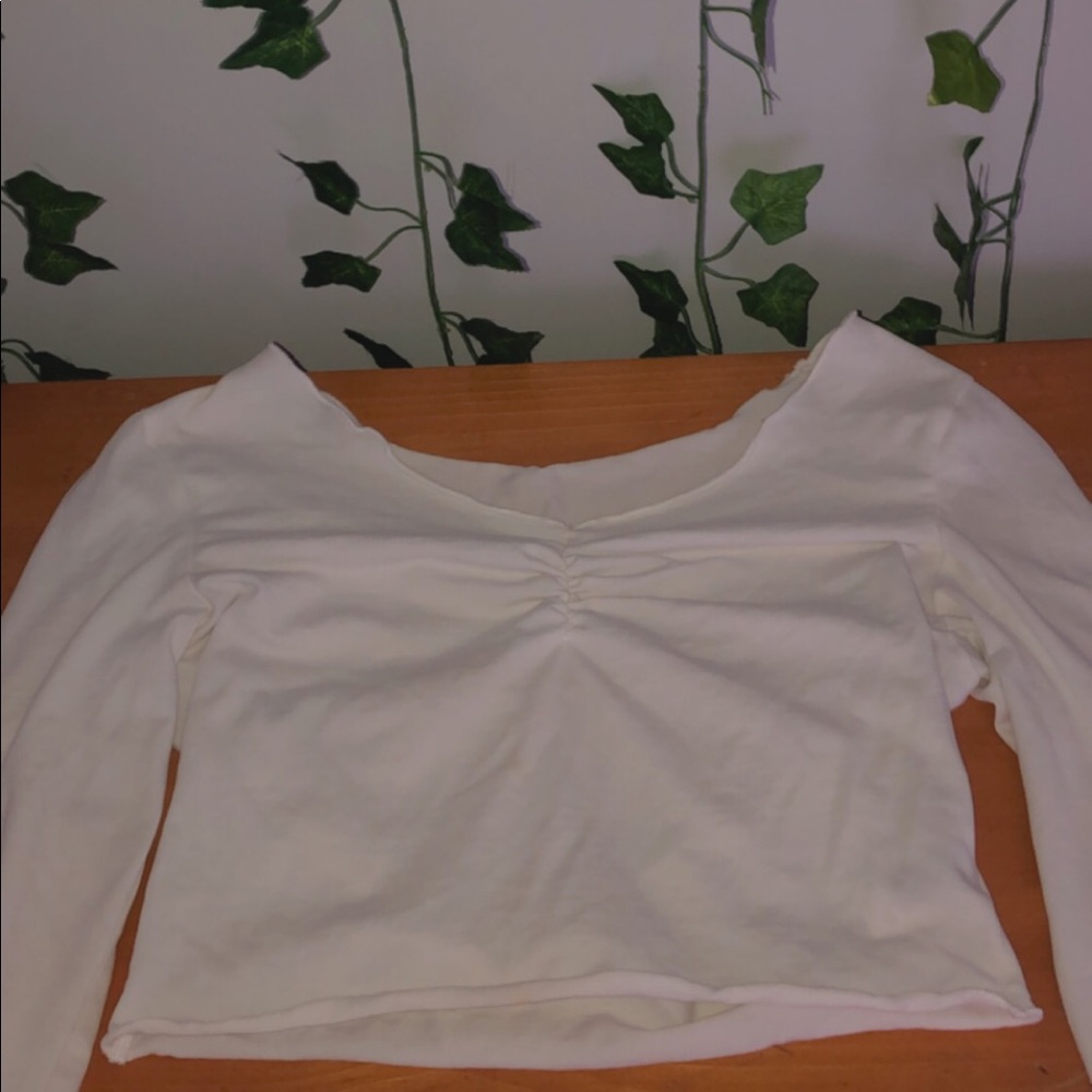 White crop top:)